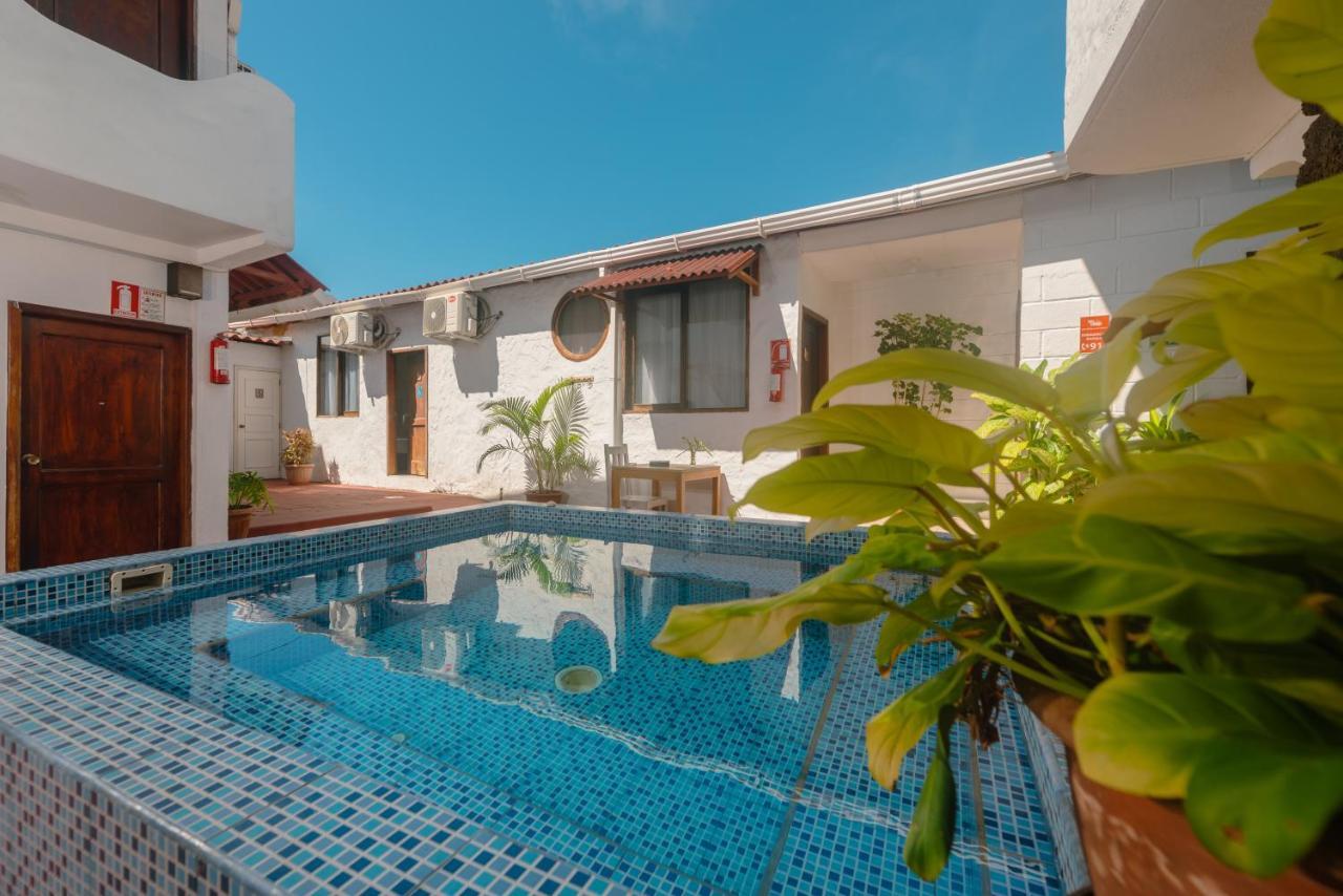 פורטו איורה Hostal North Seymour מראה חיצוני תמונה
