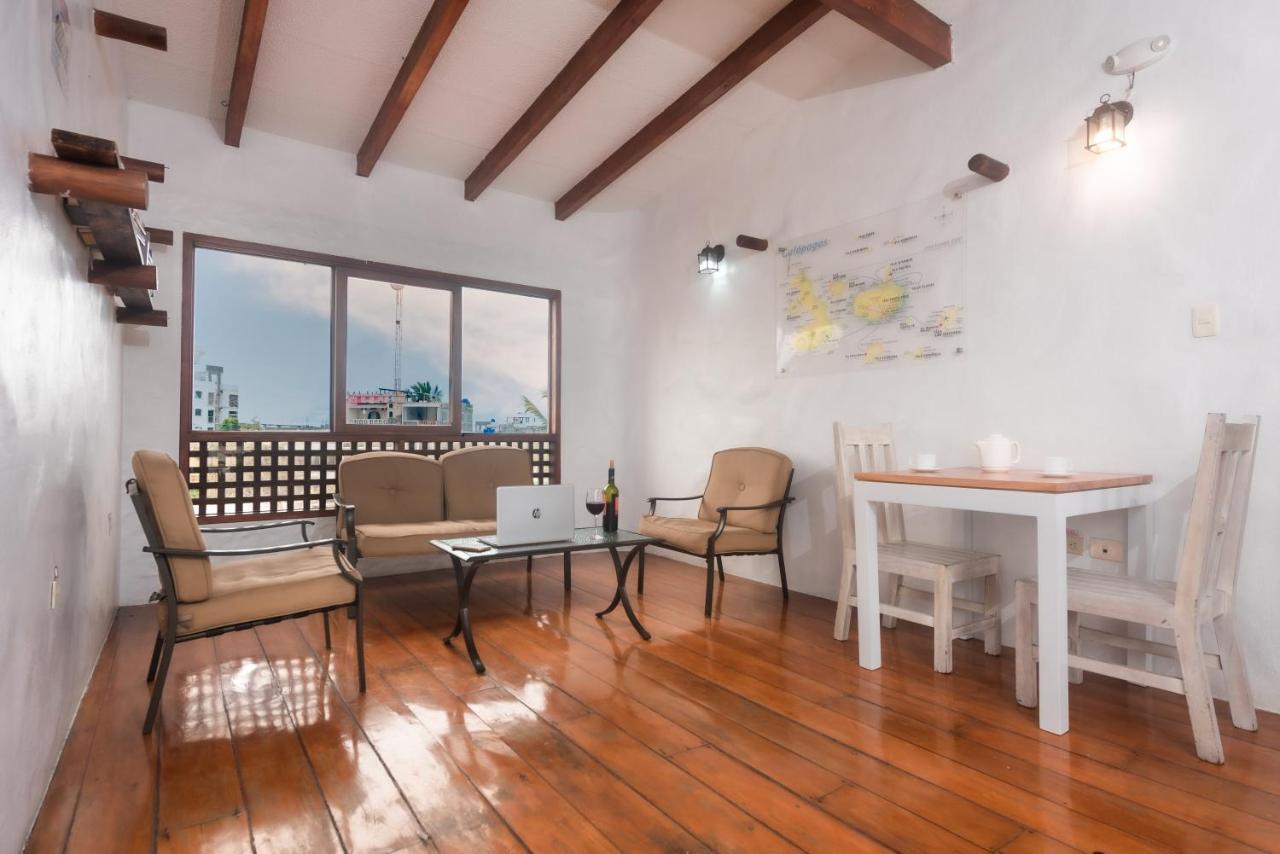 פורטו איורה Hostal North Seymour מראה חיצוני תמונה